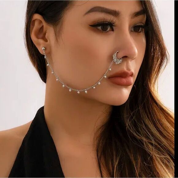 NEW!! Lacteo Trendy Ear Stud Nose Rings Clip Black Green Small Beads Charm Fake - Picture 4 of 6
